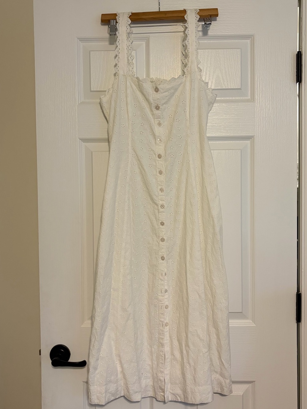 Kimchi Blue White Eyelet Lace Button-Front Midi Dress - Picture 7 of 9